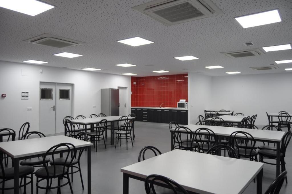 Hostel Divino Morales Arroyo de la Luz Экстерьер фото
