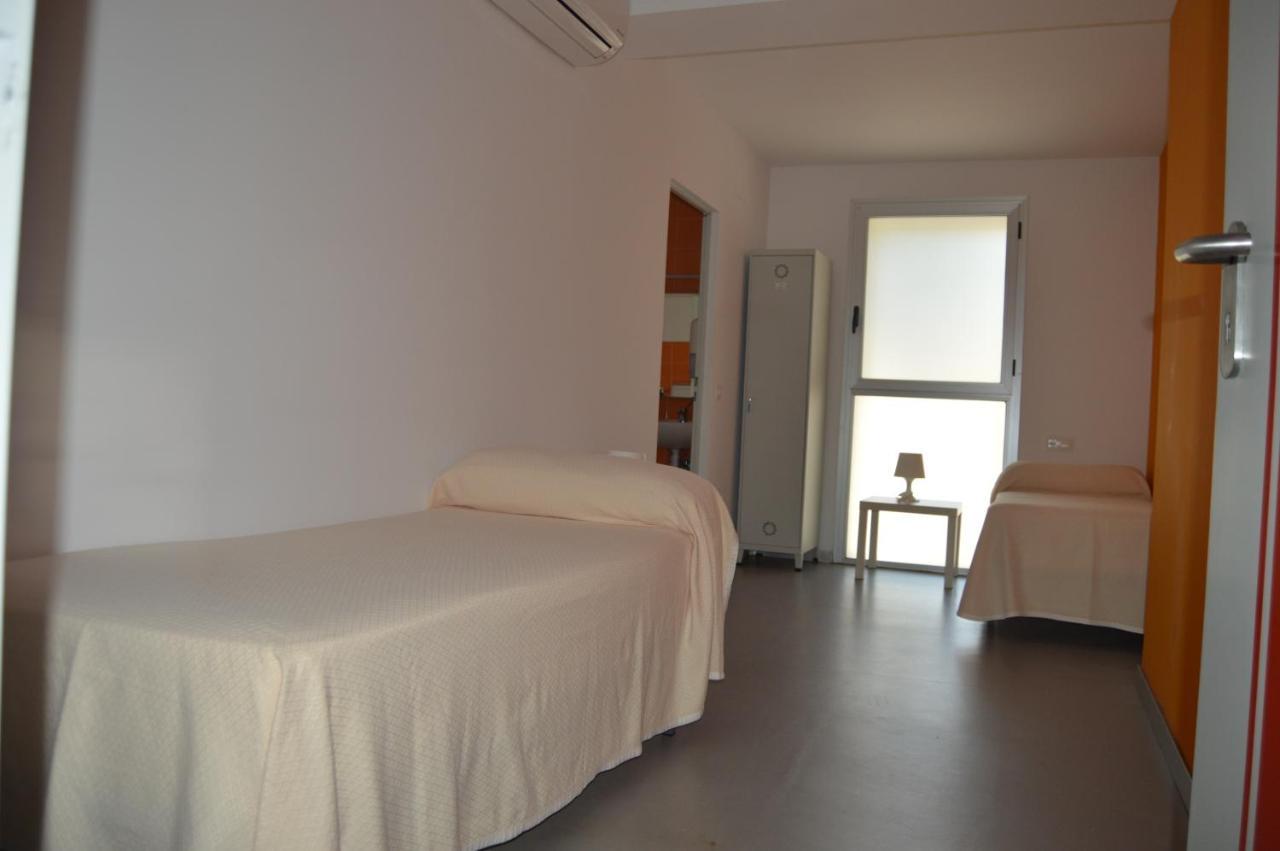 Hostel Divino Morales Arroyo de la Luz Экстерьер фото