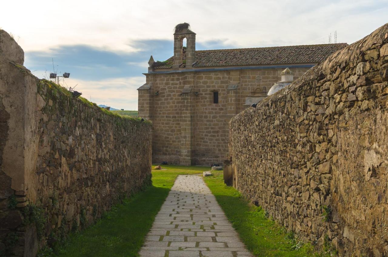 Hostel Divino Morales Arroyo de la Luz Экстерьер фото
